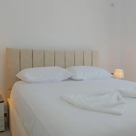 Aldisen Apartment *