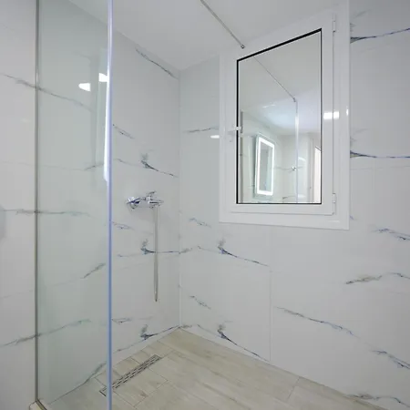 Aldisen Apartment *
